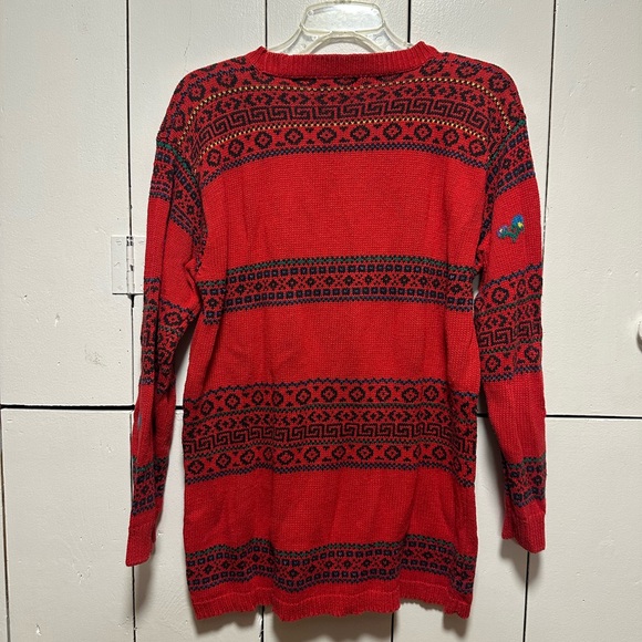 Pattern Red Sweater - Picture 2 of 4